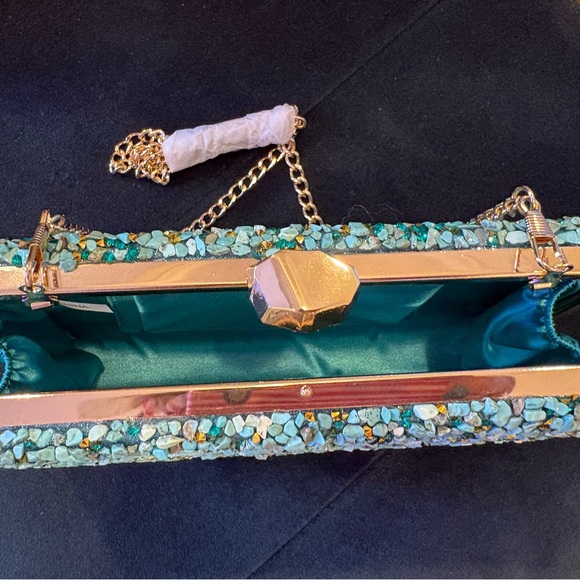 Penelope Teal Green Pebbled Rhinestone Box Clutch - Picture 6 of 6